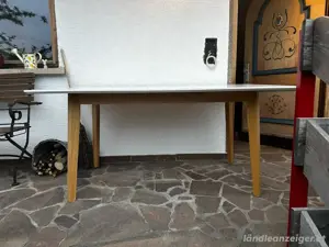 Tisch Gratis