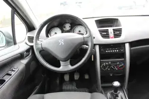 Peugeot 207 SW Active 1,4 16V VTi aus erster Hand Neu Vorgeführt 03 2026! Bild 9