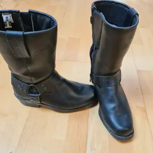 Damen Motorradstiefel Grösse 39 Bild 4