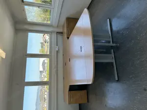 Großer Schreibtisch mit Schränken im guten Zustand Bild 5