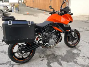 Ktm 990 smt Bild 2