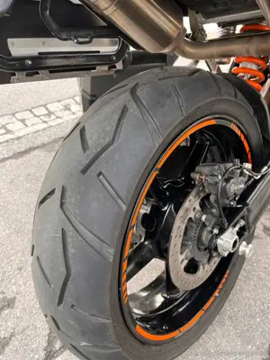 Ktm 990 smt Bild 8