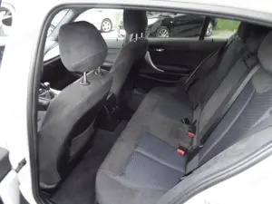 BMW 118d x-Drive  M-Paket Bild 9