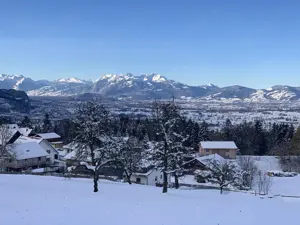 Dein neues Zuhause mit herrlichem Blick auf den Bodensee   über den Wolken von Dornbirn Bild 7