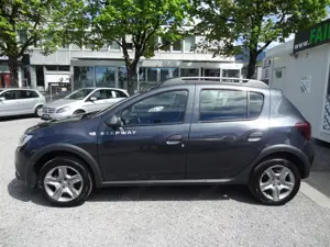 Dacia sandero  stepway tce 90 s 1.besitz ,navi ,pdc ,ahk Bild 6