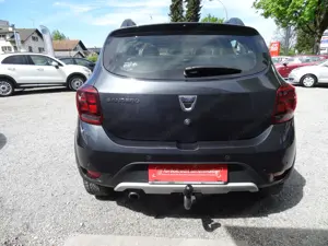 Dacia sandero  stepway tce 90 s 1.besitz ,navi ,pdc ,ahk Bild 5