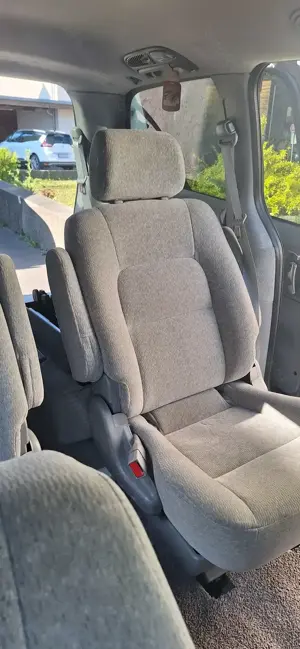 Zu verkaufen Kia Carnival Bild 7