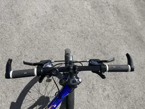 Kinderfahrrad Marke Raleigh Dirtmax, Farbe blau zu verkaufen  Bild 7