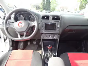 VW POLO Trendline 1,0 !! BENZiNER !! GTI Felgen Bild 8