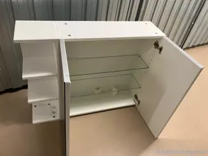 Spiegelschrank  Bild 3