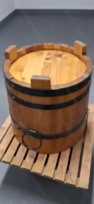Pflanzkübel Holz Bild 3