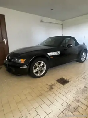 BMW Z3 Cabrio schwarz  Bild 2