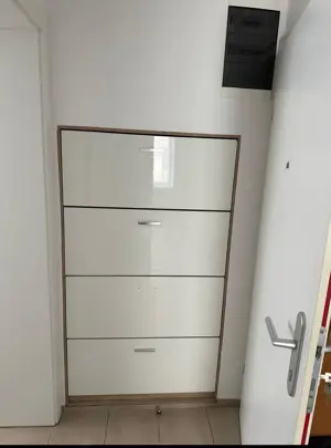 Neuwertige 3 Zimmerwohnung zu vermieten Bild 2