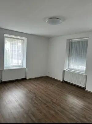 Neuwertige 3 Zimmerwohnung zu vermieten Bild 3
