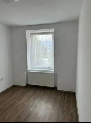 Neuwertige 3 Zimmerwohnung zu vermieten Bild 8