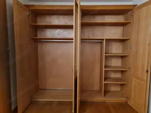 Kleiderschrank aus Eiche massiv Bild 2
