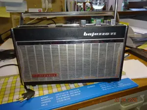 alter Kofferradio