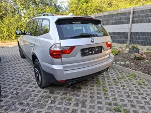 BMW X3 2,5x drive Bild 4