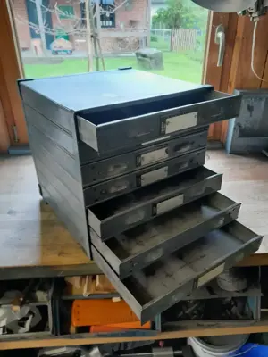 Verkaufe kleines Werkstattkästchen für Kleinmaterial Bild 2