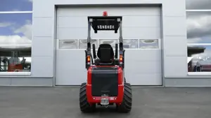 Heracles H190 Hoflader - Radlader - Yanmar Motor Bild 4