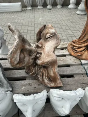 Betonstatue Kopf Bild 3