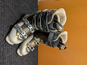 Schi-Schuhe Damen Gr 38 39