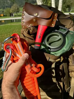 Premium Notfallrucksack mit Inhalt (70+ Artikel), Fluchtrucksack, Notgepäck Bild 4