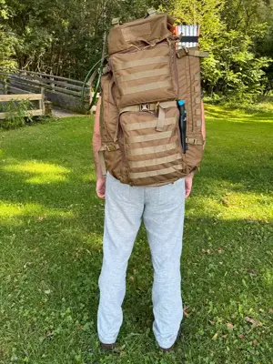 Premium Notfallrucksack mit Inhalt (70+ Artikel), Fluchtrucksack, Notgepäck