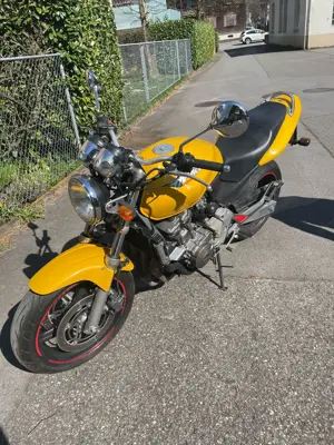 Motorrad Honda Hornet 2000 Unfallfrei, Topzustand Bild 3
