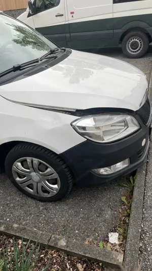 Skoda Fabia | Unfallauto Bild 7