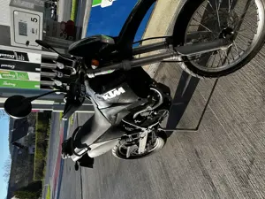 KTM 640 LC4 Supermoto Bild 7
