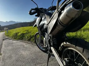 KTM 640 LC4 Supermoto Bild 3