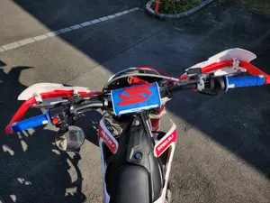 Rieju MRT Trophy 50 Supermoto 45km h Bild 4