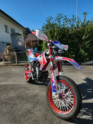 Rieju MRT Trophy 50 Supermoto 45km h Bild 7