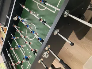 Tischfussballtisch klappbar Bild 3
