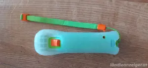 Nintendo Wii Controller  Yoschi Edition  Bild 2