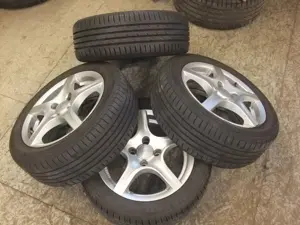 4 x Alufelgen mit Sommerreifen passend für Ford Fiesta Bild 2