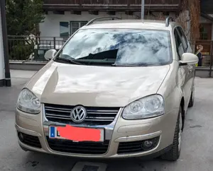 VW Golf Variant 4Motion Bild 2