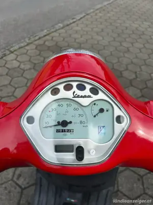 Vespa LX 50 Bild 3