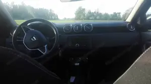 Dacia Duster 4x2 Comfort, Topzustand  Bild 8