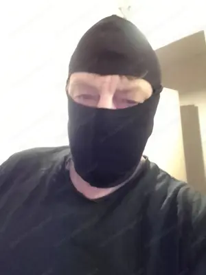 Herr sucht Frau für BDSM