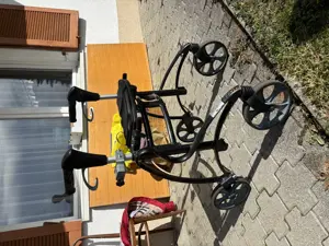 Rollator für Senioren Bild 2