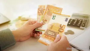 Einfach zur finanziellen Hilfe   mit Ausweiskopie und ohne Vorkosten