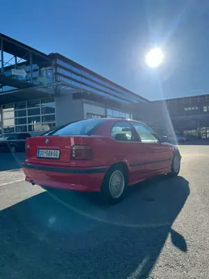 Bmw e36 316i Comapact (Rost frei!!) (TÜV Neu!!) Bild 2