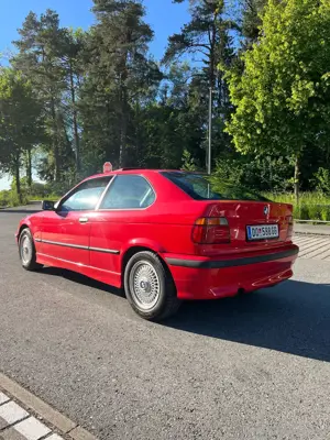 Bmw e36 316i Comapact (Rost frei!!) (TÜV Neu!!) Bild 3