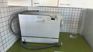 Tsichgeschirrspüler Bild 2