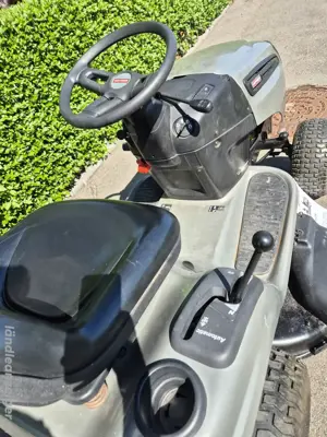 Rasentraktor 19.5hp Bild 3