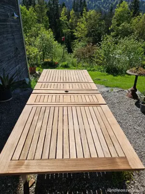 Gartengarnitur Tisch und 4 Stühle