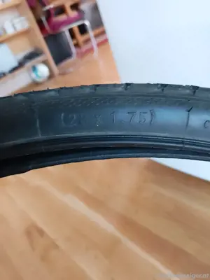 Fahrradreifen mit Schlauch 28 Zoll  Bild 2