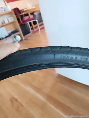 Fahrradreifen mit Schlauch 28 Zoll  Bild 4